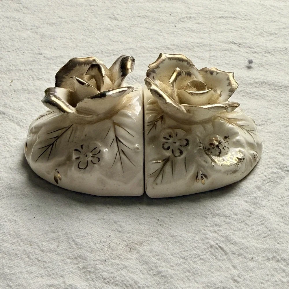 Vintage Rose Flower Salt and Pepper Shakers With Stoppers